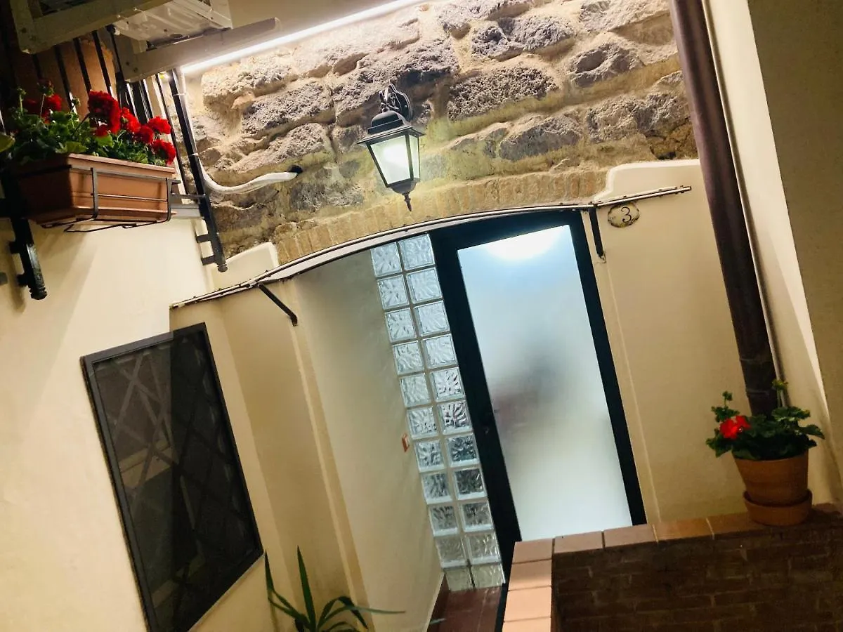 Lavica Di Mezzo Apartments Catania Italia